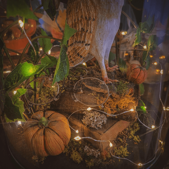 "La Gardienne des Grimoires d'Automne" - Sculpture Fantastique 